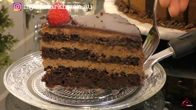 طرز تهیه کیک شکلاتی بدون فر فوق العاده خوشمزه با دستور افغانی