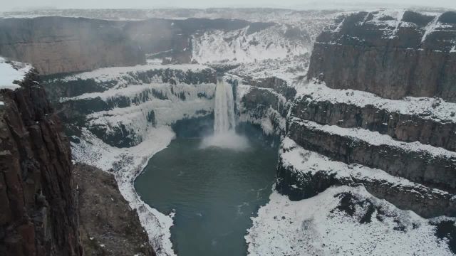 صدای آبشار زمستانی | 8 ساعت صدای آرام مناظر جذاب و طبیعت