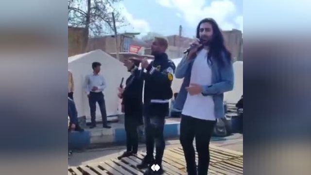 کنسرت خیابانی «ماکان بند» برای زلزله زدگان خوی | ویدیو