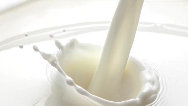 روش نگهداری صحیح شیر در یخچال