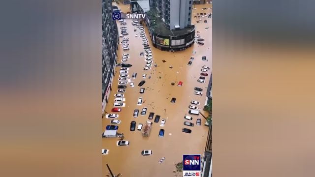 کلیپ سیل و طوفان شدید در خیابان‌های شهر فوجیان چین | سایت انتخاب