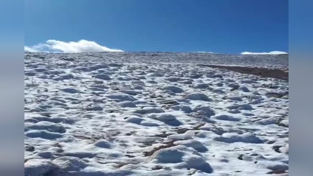 اولین برف پاییزی در ارتفاعات خراسان رضوی