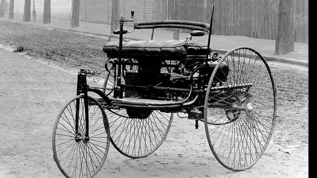 اختراع و تاریخچه اتومبیل در دوران صد سالگی