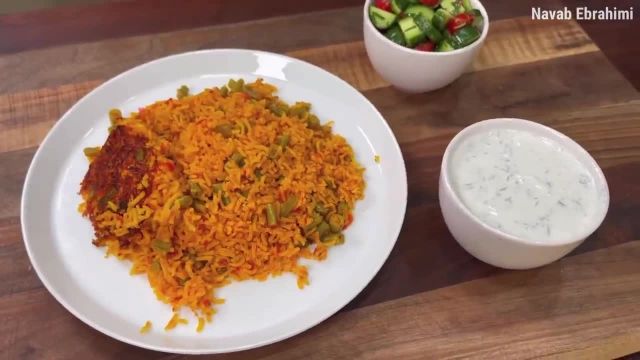طرز تهیه لوبیا پلو خوشمزه و گیاهی با ماست طعم دار و سالاد غذای مجلسی ایرانی