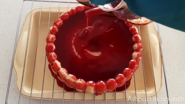 طرز تهیه کیک لبو با سس لبو خوشمزه و حرفه ای با دستور افغانی