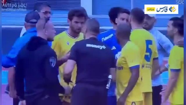 ساپینتو در بازی دوستانه تیم جدیدش هم درگیر شد و اخراج شد | ویدیو