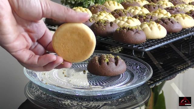 طرز تهیه شیرینی شکلاتی و ساده افغانی برای عید نوروز