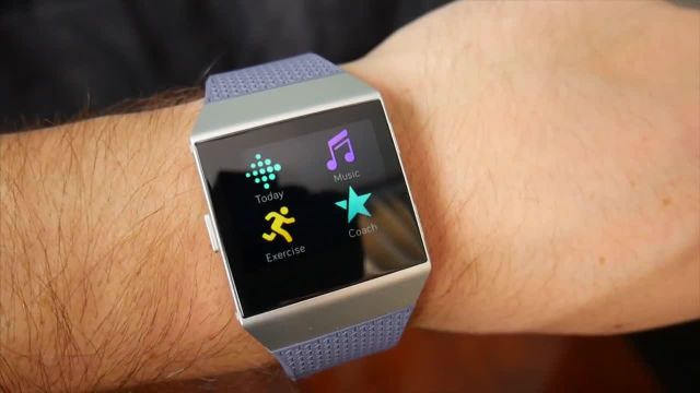 آنباکس و بررسی ساعت هوشمند Fitbit Ionic GPS