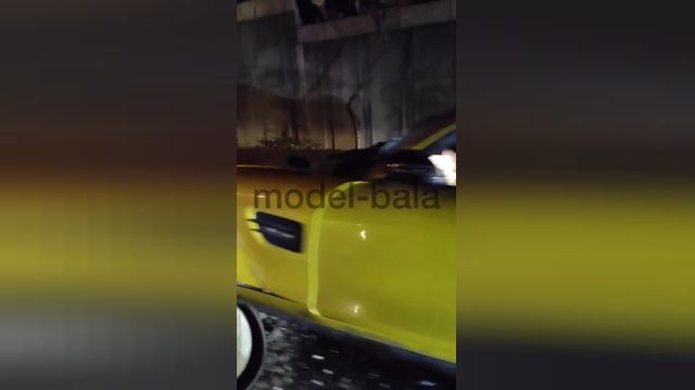 لحظه وحشتناک له شدن مرسدس بنز AMG GT در ایران |  ویدیو