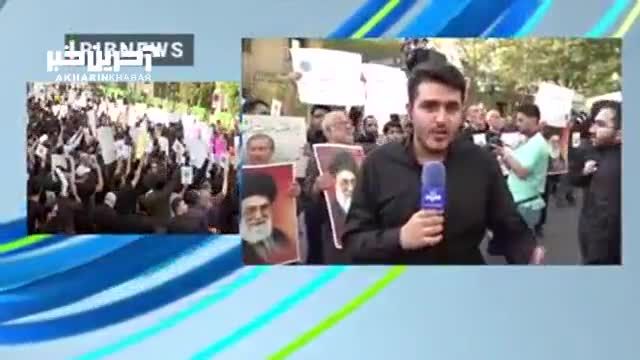 تجمع مردم مقابل سفارت سوئد در محکومیت هتک حرمت قرآن