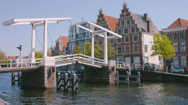 گردش در هارلم و دلفت، هلند | فیلم مستند شهری | بهترین شهرهای جهان