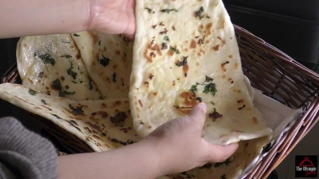 طرز تهیه نان سیر خوشمزه و خوش خوراک افغانی در تابه
