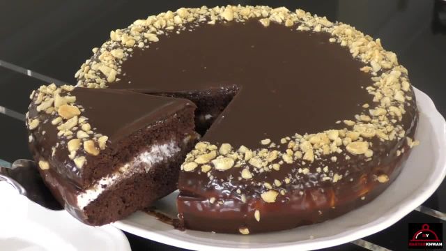 روش پخت کیک شکلاتی بدون داش با دستور افغانی فوق العاده خوشمزه
