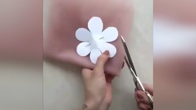 ترفند درست کردن گل سینه برای کودک