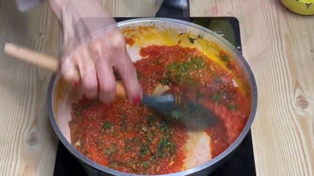 طرز تهیه اسپاگتی پامادورو بدون گوشت | اسپاگتی گیاهی