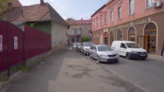 تور پیاده روی موکاچوو، اوکراین | بهترین مکان های دیدنی دنیا