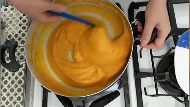 طرز پخت حلوای هویج خوشمزه و مقوی به سبک اردبیلی اصیل