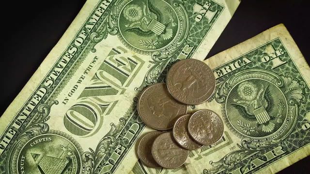 استوک فوتیج رایگان دلار | ویدیو HD