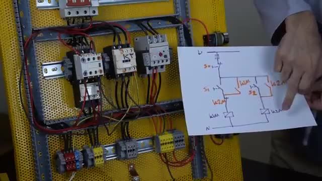 دوره آموزش جامع برق صنعتی و رله هوشمند لوگو