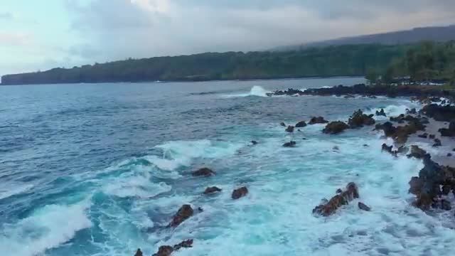 پرواز بر فراز جزیره مائویی (هاوایی) - ویدئوی هوایی 4K با موسیقی