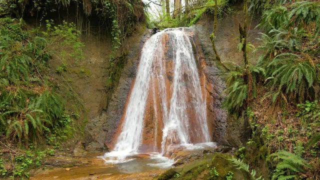 مناظر طبیعی با صدای آب 4K UHD | آبشارها و رودخانه ها | قسمت اول