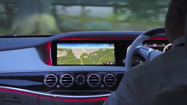 طراحی داخلی خودرو و تست سرعت (فورد، بی ام و، مرسدس، جیپ) | ویدیو HD رایگان