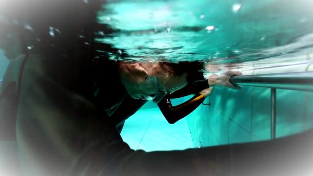 ویدیوهای غواصی و غواصی آزاد با دوربین زیر آب