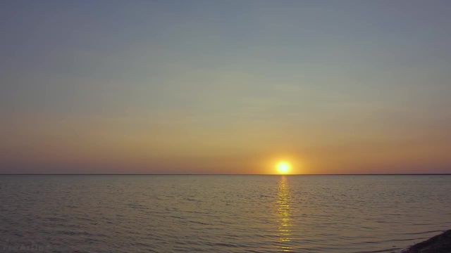 غروب آفتاب اوکراین بر فراز دریاچه - ویدیوی آرامش بخش طبیعت 4K