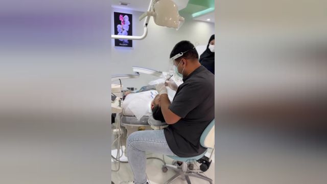 ترمیم  دندان در کلینیک دندانپزشکی بارانا
