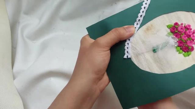 چطور یک کارت پستال گلدوزی شده درست کنیم؟