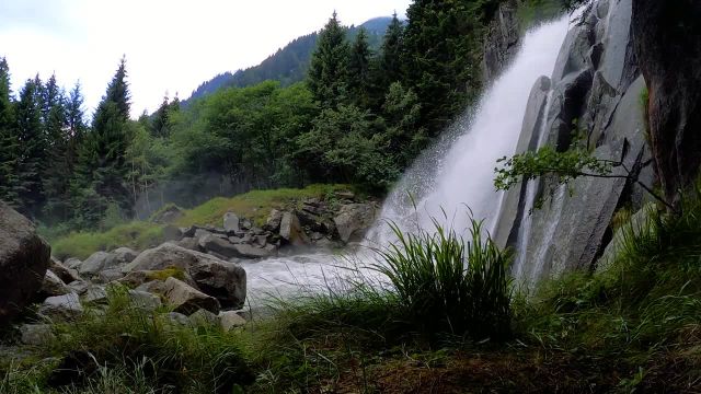 استوک فوتیج آبشار HD رایگان