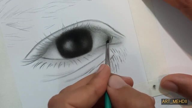آموزش نقاشی سیاه قلم : طراحی چشم هایپررئال (قسمت 3)
