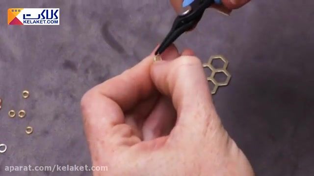 با چند تکنیک ساده برای خودتان گردنبند با طرح کندویی شکل بسازید 