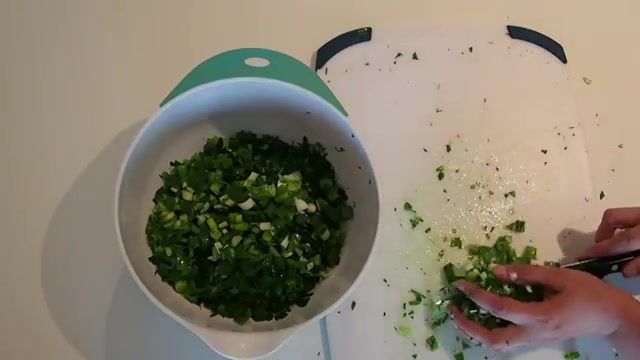 Persian Fritta With Fresh Herbs (KuKu Sabzi) | کوکو سبزی