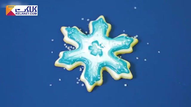 تزیین بیسکوییت یا شیرینی به شکل دانه های برف با هنر رویال آیسینگ