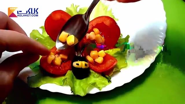 آموزش سفره آرایی: تزیین جالب گوجه به شکل پروانه برای سالاد 