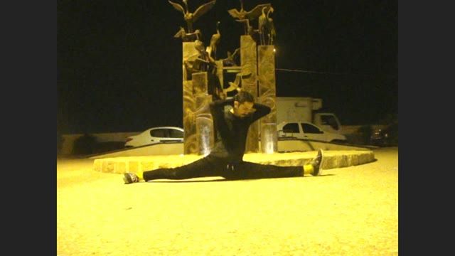 حرکت کششی نمایشی در ساحل بوشهر