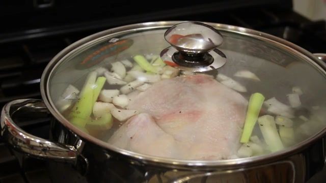 آموزش پخت استاک مرغ یا آبگوشت مرغ ، ضد سرماخوردگی و ترمیم کننده استخوان