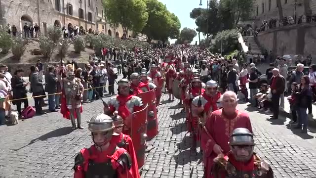 ‫رژه گلادیاتورها در رم‬‎