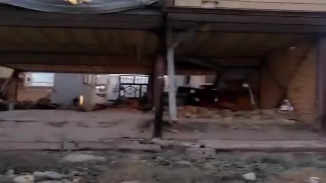فیلم از خرابی های زلزله که صداوسیما نشون نمیده