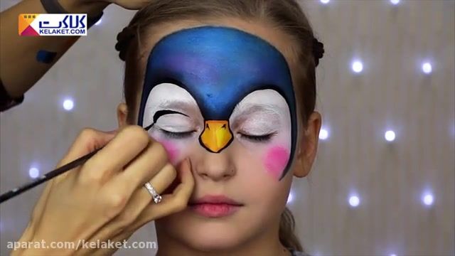 آموزش نقاشی روی صورت کودکان: طرح بامزه پنگوین روی صورت دختر