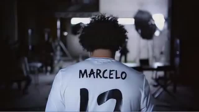 ‫ویدیوی  تبلیغاتی  پیرهن  ریال مادرید ( فصل   2013/14 )‬‎