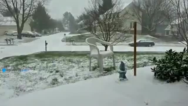 ‫استفاده از تکنیک فیلم برداری تایم لپس برای ثبت میزان بارش برف در دو روز!‬‎