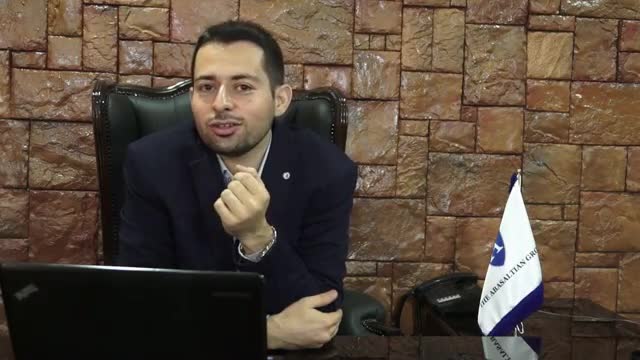 علی اباصلتیان + طراح و توسعه دهنده برندینگ شخصی مدیران