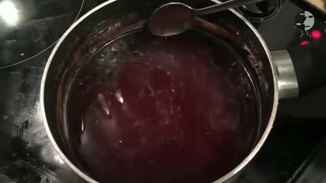 How To Make Strawberry Syrup - آموزش درست کردن شربت توت فرنگی