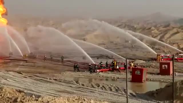 بیست و پنجمین (25) روز آتش سوزی چاه نفت "رگ سفید" خوزستان
