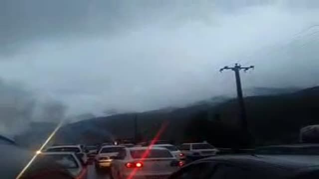 ‫آتش گرفتن خودروی مگان در جاده رشت - تهران  Burning a car in north  highway‬‎