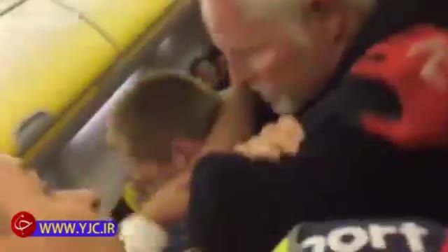 خفه کردن یک جوان 22 ساله با رفتارهای غیرطبیعی در هواپیما!