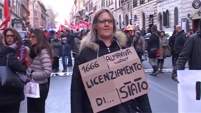 ‫تظاهرات اخراجی ها در ایتالیا‬‎