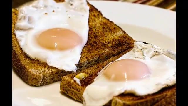‫10 اتفاق خوبی که با خوردن تخم مرغ برای بدنتان می افتد‬‎